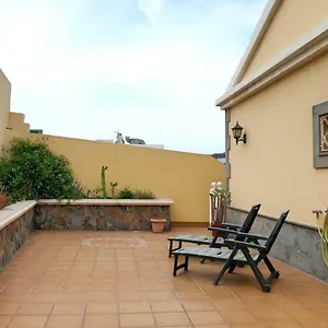 flatguest-spacious-home.in-canary-islands.com/